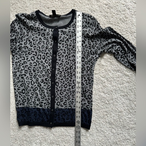 Leopard Print Women's Sweater - Gray and Black Foxcroft Sz S - Picture 8 of 8